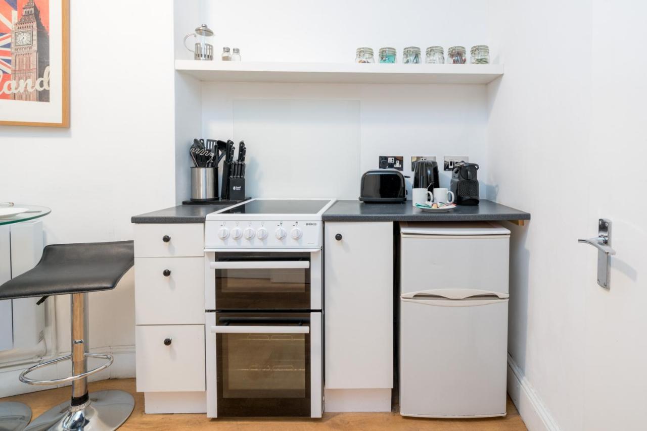 Soho&Covent Garden Apartment, Sleeps 3 Londen Buitenkant foto