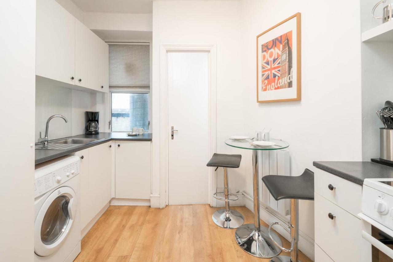 Soho&Covent Garden Apartment, Sleeps 3 Londen Buitenkant foto