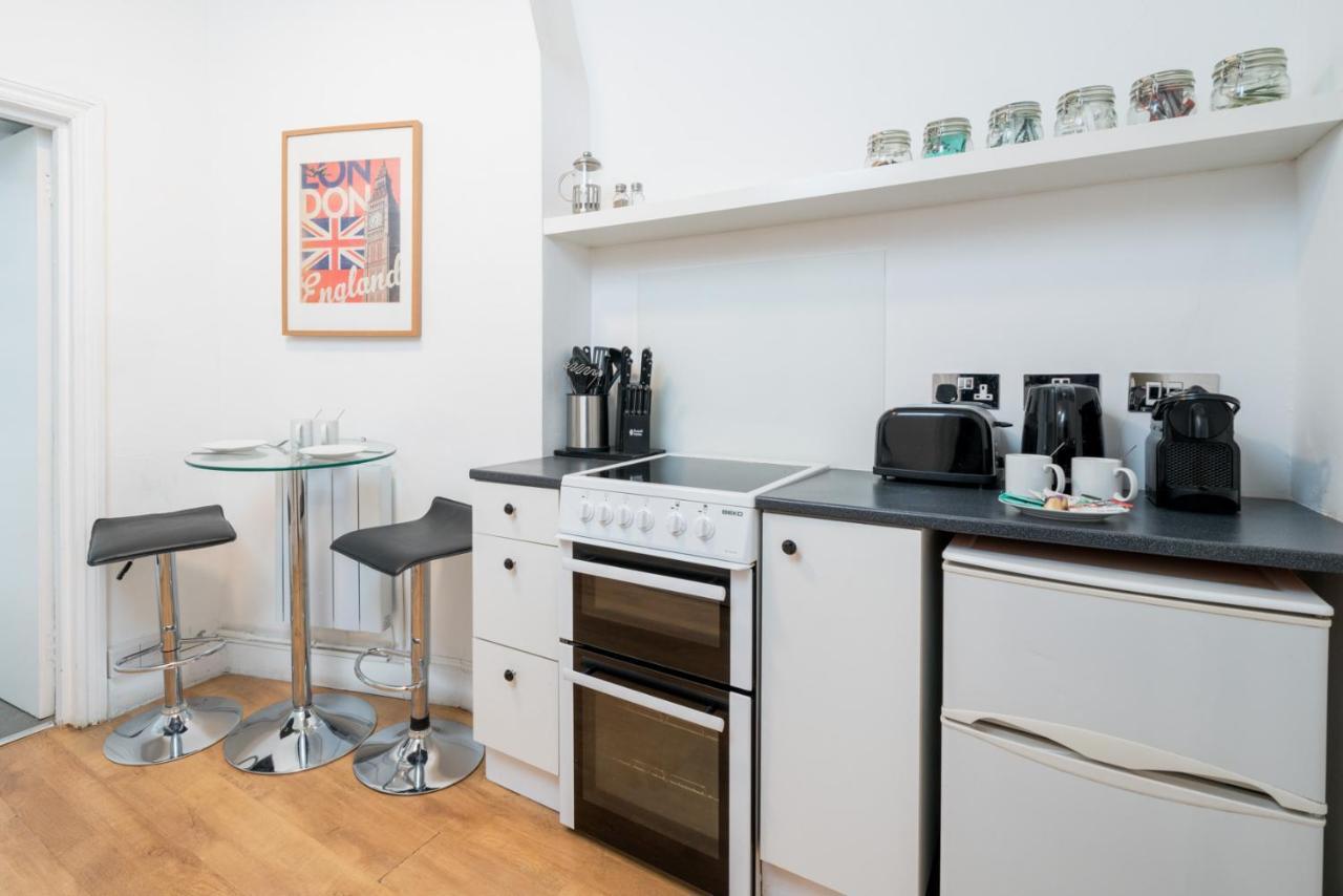Soho&Covent Garden Apartment, Sleeps 3 Londen Buitenkant foto